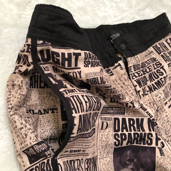 Harry Potter Men Swim Shorts Trunks Daily Prophet - Picture 3 of 8